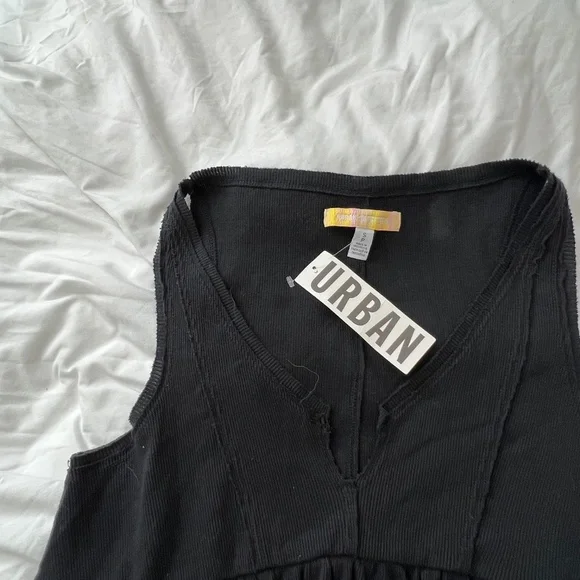 Urban outfitters tank top   Size small Condition:  NWT Color: black  Details : - Picture 2 of 2